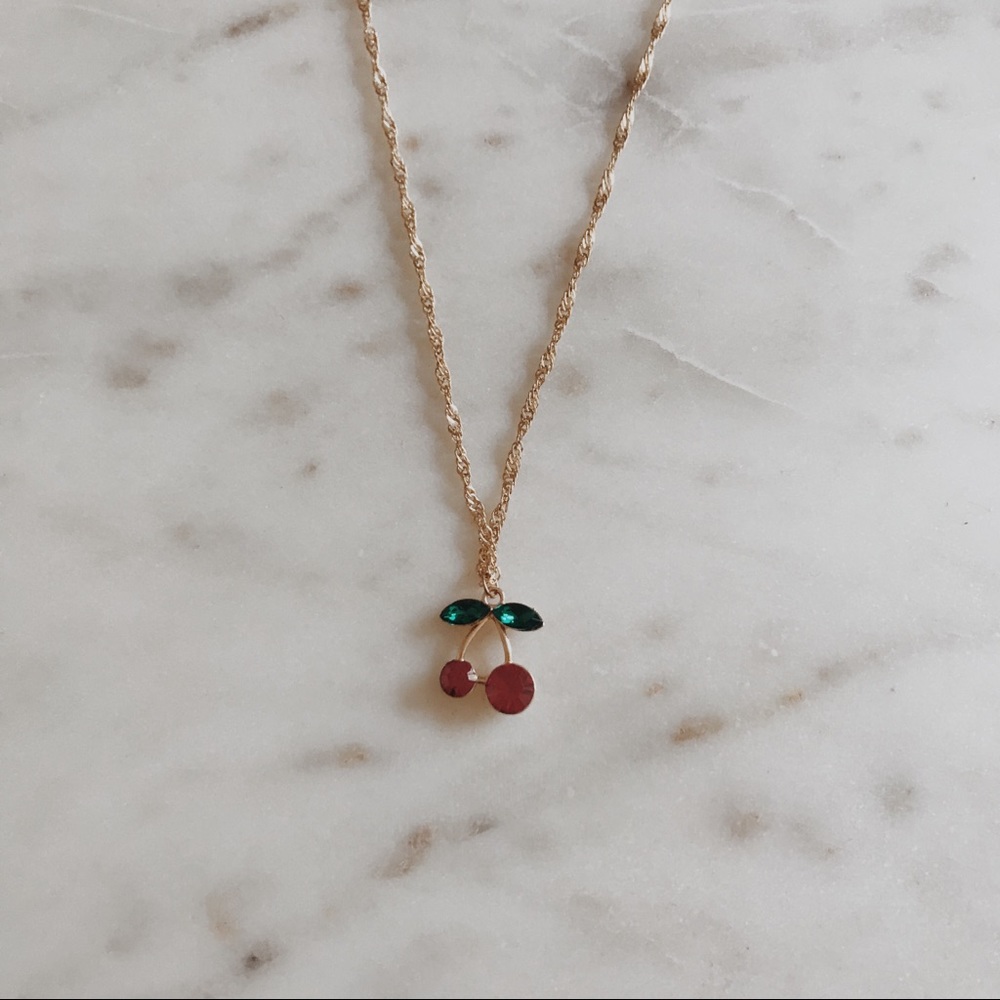 2/$20!💫 cherry necklace🍒
